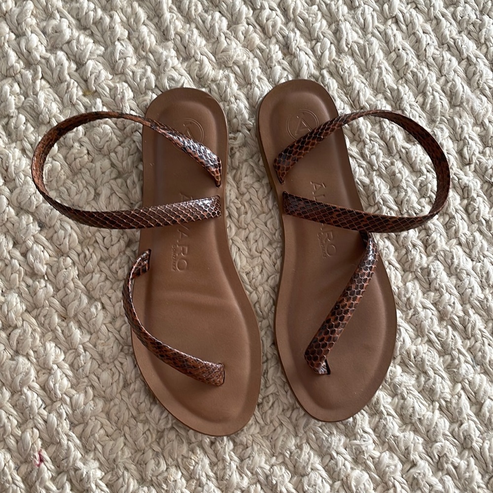 Alvaro Gonzalez leather sandals, size 8. Made in Italy